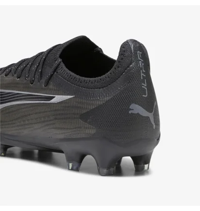 Бутсы унисекс Puma Ultra Ultimate Fg/Ag Football Boots Black 107311-02
