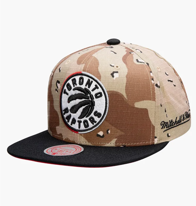 Кепка унисекс Mitchell & Ness Nba Snapback Toronto Raptors Camo/Brown HHSS1101-TRAYYPPPCAMO