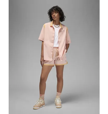 Рубашка женская Air Jordan Button-Up Shirt Pink DZ3340-610