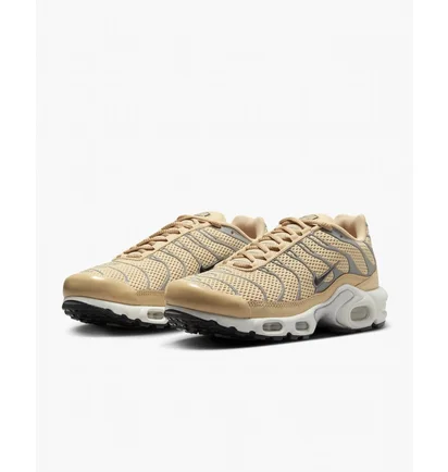 Кроссовки женские Nike Air Max Plus Shoes Beige FV8480-200