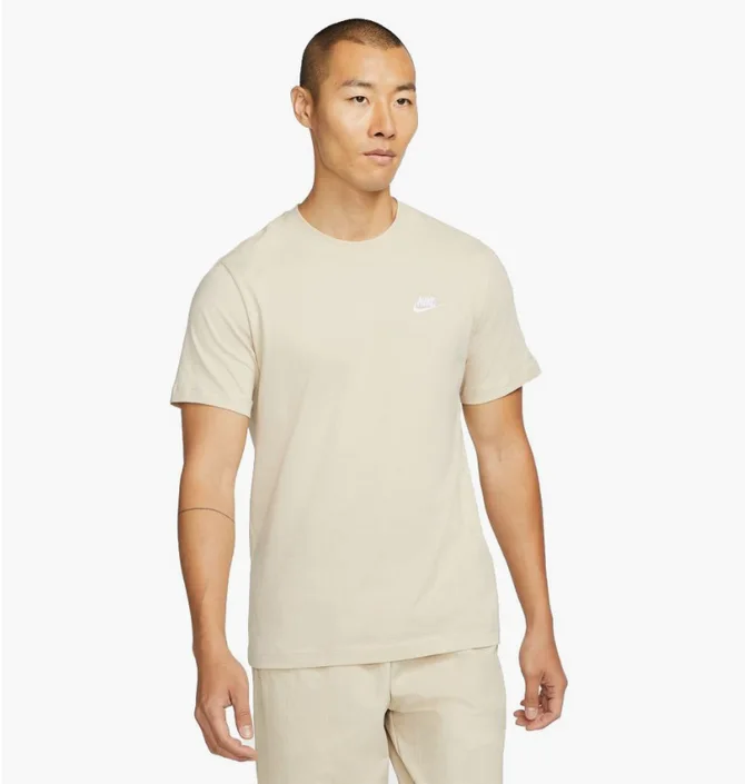 Футболка чоловіча Nike Nsw Club Tee Beige Ar4997-206