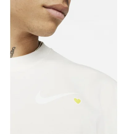 Футболка мужская Nike Sportswear White Fn4892-133