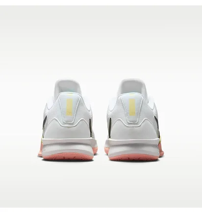 Кросівки жіночі Nike Sabrina 3 White HF2881-100