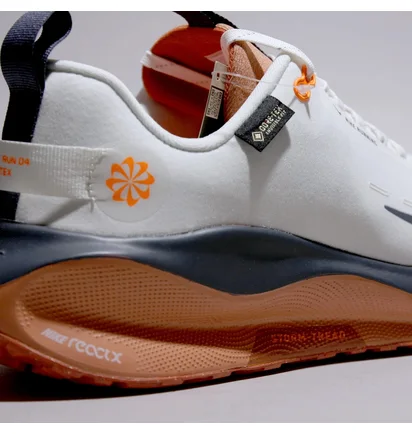 Кросівки чоловічі Nike Eact Infinity Run 4 Gore Tex White/Light Blue HQ0265-100