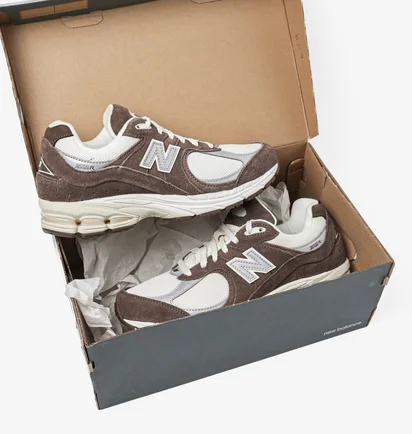 Кросівки чоловічі New Balance 2002R Brown/White M2002RAD