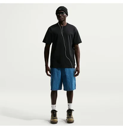 Футболка мужская Nike Sportswear Premium Essential Tee Black IH1121-010