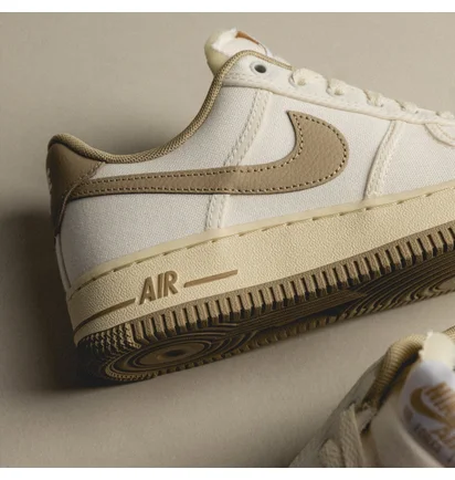 Кроссовки женские Nike Air Force 1 07 Beige HF4263-133
