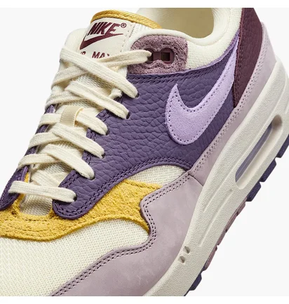 Кроссовки женские Nike Air Max 1 87 Multi HQ4051-500