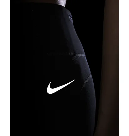 Шорты женские Nike Fast Black CZ9165-010