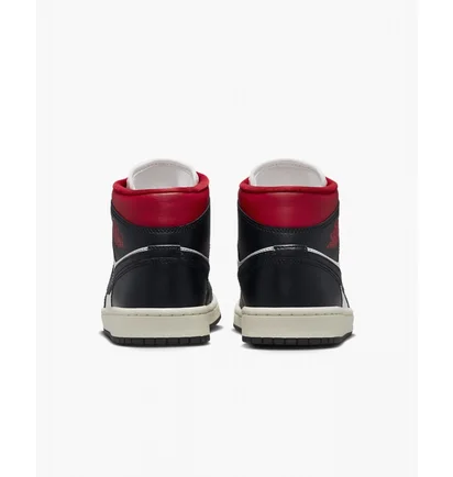 Кроссовки женские Air Jordan Retro 1 Mid Casual Shoes Black/White Bq6472-061