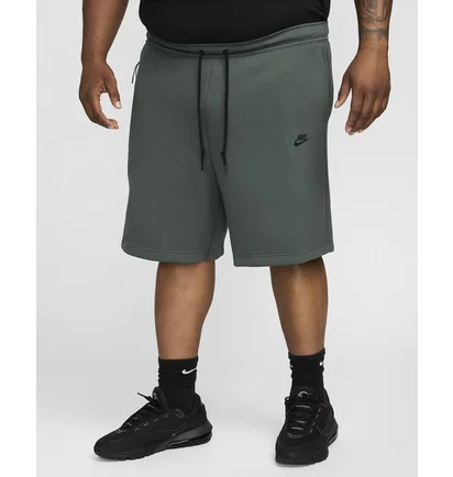 Шорты мужские Nike Sportswear Tech Fleece Shorts Green FB8171-338