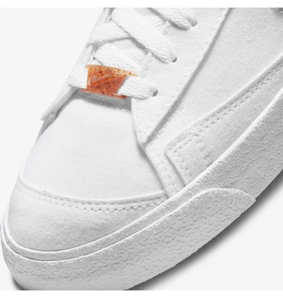 Кроссовки женские Nike W Blazer Mid 77 Se White DC9265-101