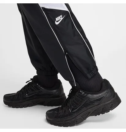 Штани чоловічі Nike Nk Club Wvn Jogger Sw Black HJ2244-010