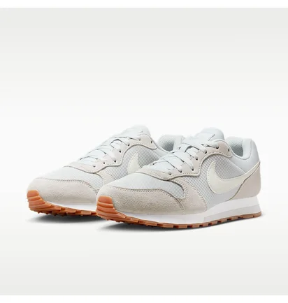 Кроссовки женские Nike Md Runner 2 White/Beige 749869-019
