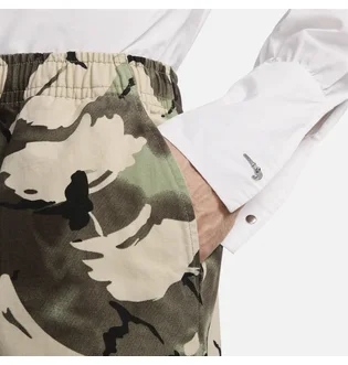 Шорти чоловічі Nike Shorts Club Woven Flow Shorts Olive DX0737-386
