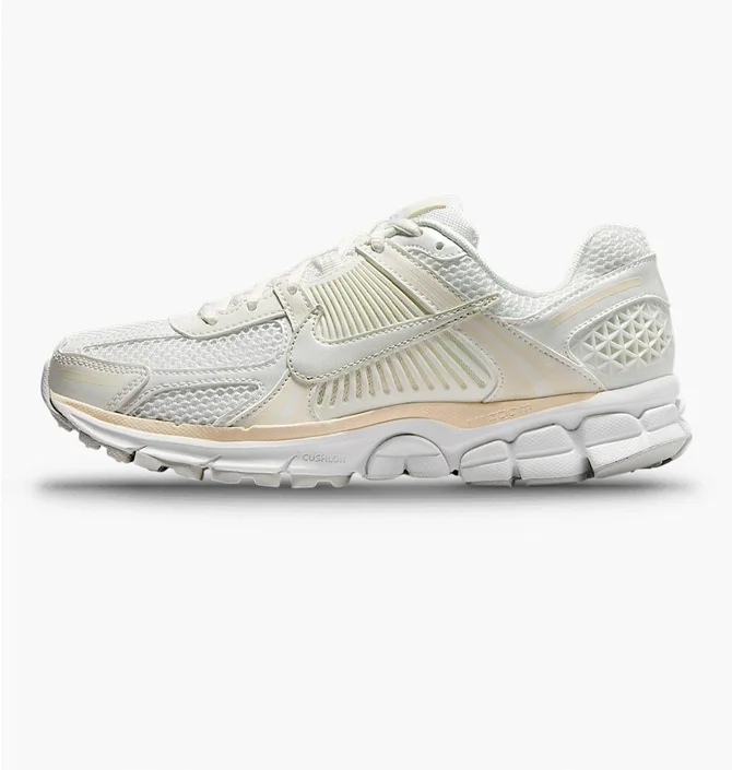 Кросівки жіночі Nike Zoom Vomero 5 Beige/White IB8929-100