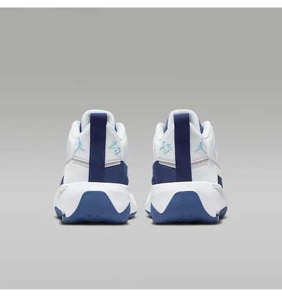 Кросівки чоловічі Air Jordan Max Aura 7 White/Blue HQ2091-101