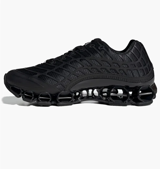 Кроссовки унисекс Adidas Megaride F50 Black HQ9343