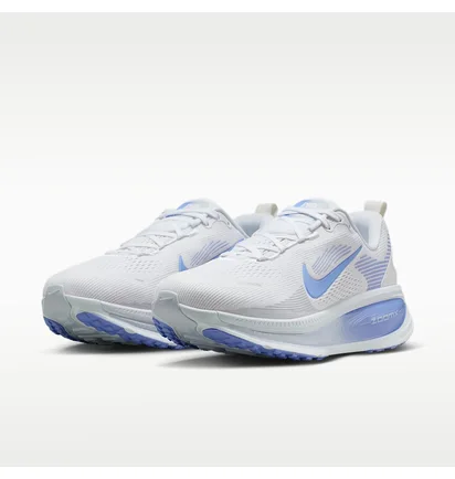Кросівки жіночі Nike Vomero 18 WomenS Road Running Shoes (Extra Wide) White/Blue IF0515-104