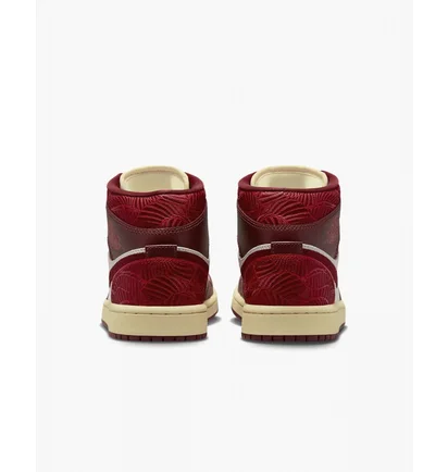 Кроссовки женские Air Jordan 1 Mid Se Tiki Leaf Bordo/White DZ2820-601