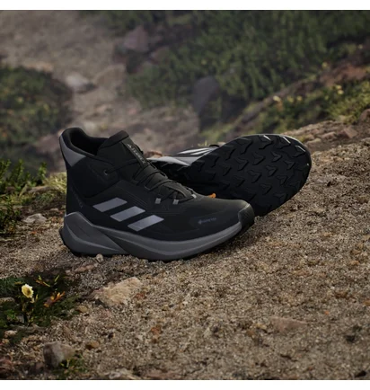 Ботинки унисекс Adidas Terrex Trailmaker 2.0 Mid Gore-Tex Hiking Shoes Black IE9062