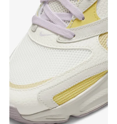 Кроссовки женские Nike Zoom Air Fire Celery W White Dv6977-100