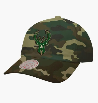 Кепка унисекс Mitchell & Ness Nba Milwaukee Bucks Woodland Desert Stretch Snapback Camo/Green 6HSSMM19494-MBUCMWD
