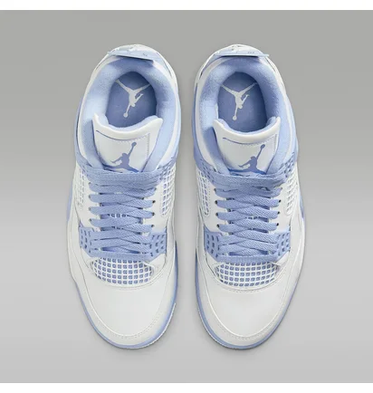 Кроссовки женские Air Jordan 4 Retro Forget Me Not White/Light Blue HV0823-100