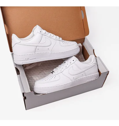 Кросівки чоловічі Nike Air Force 1 Low 07 White CW2288-111