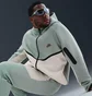 Толстовка мужская Nike Tech Fleece Fz Wr Olive/White HV0949-020