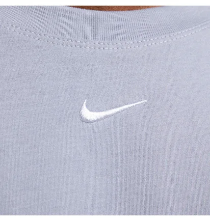 Футболка женская Nike Nsw Essntl Tee Bf Lbr Light Blue DN5697-519