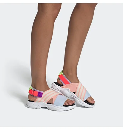 Сандали женские Adidas Magmur Sandals Multi FV1214