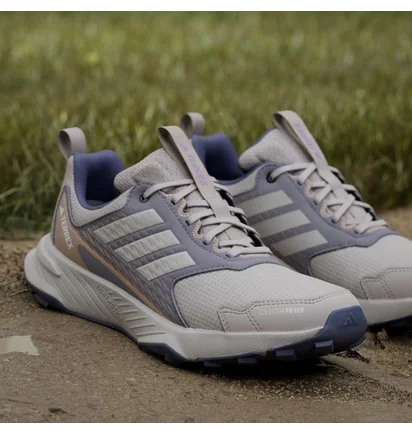 Кроссовки женские Adidas Terrex Tracefinder 2 Climaproof Trail Running Grey JR7773