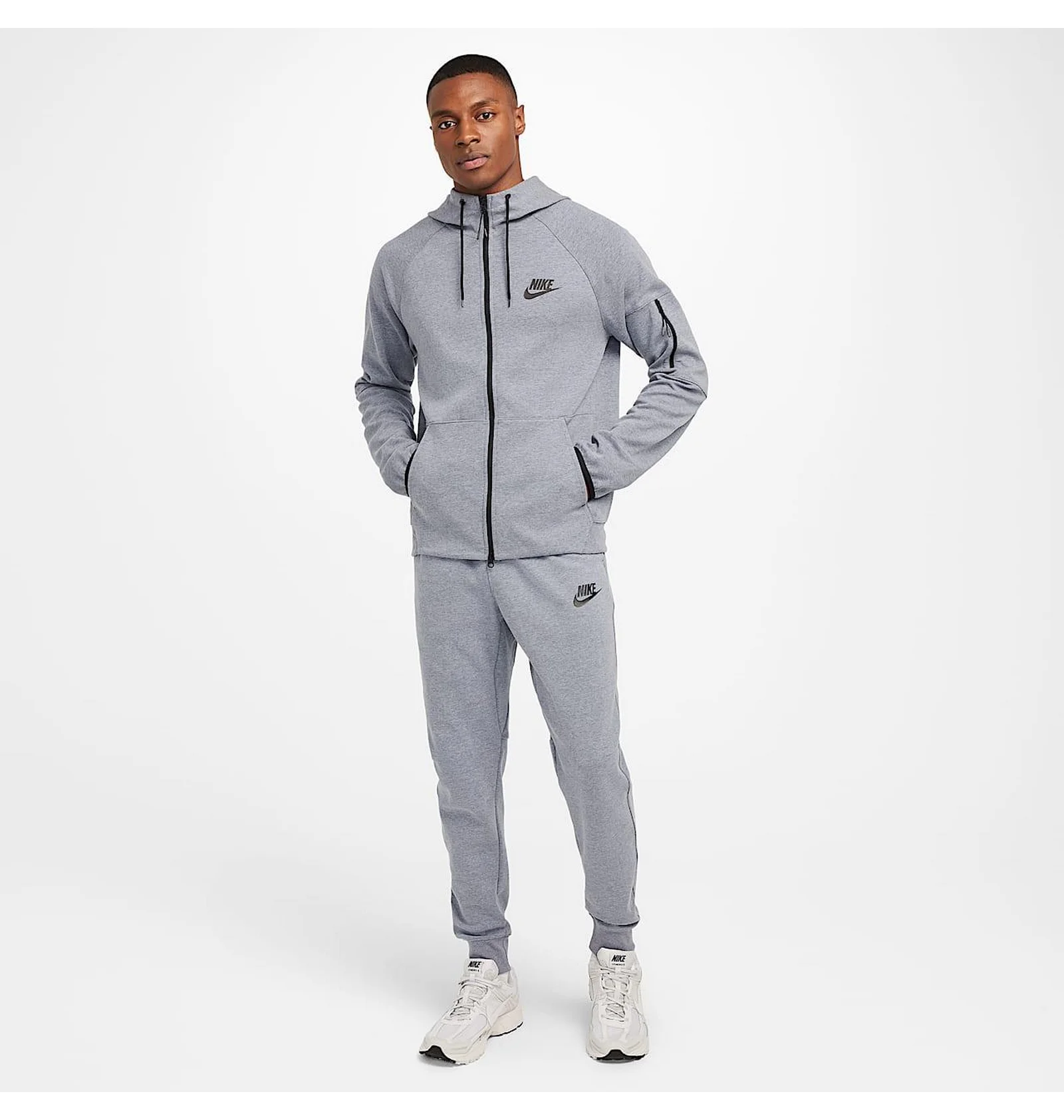 ᐉ Толстовка мужская Nike Sportswear Tech Fleece Essential Full