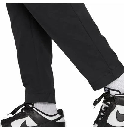 Брюки мужские Nike Club Wvn Taper Leg Pant Black DX0623-010