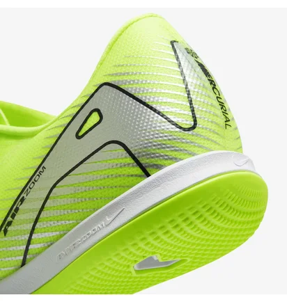 Футзалки чоловічі Nike Zoom Vapor 16 Academy Green FQ8434-700