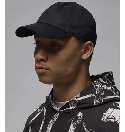Кепка унисекс Air Jordan Club Unstructured Curved-Bill Black HQ1963-011