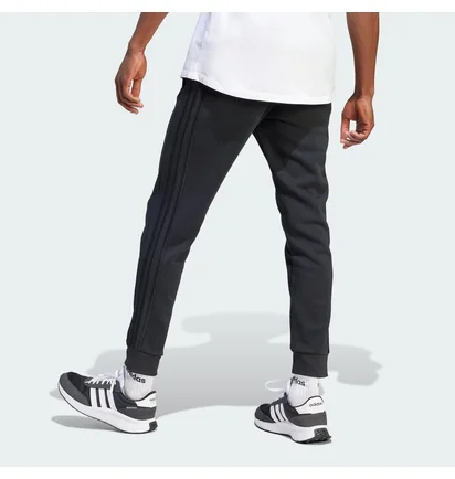 Штаны мужские Adidas Essentials Fleece 3-Stripes Tapered Cuff Pants Black IJ8885