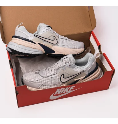 Кросівки жіночі Nike V2K Run White FD0736-004