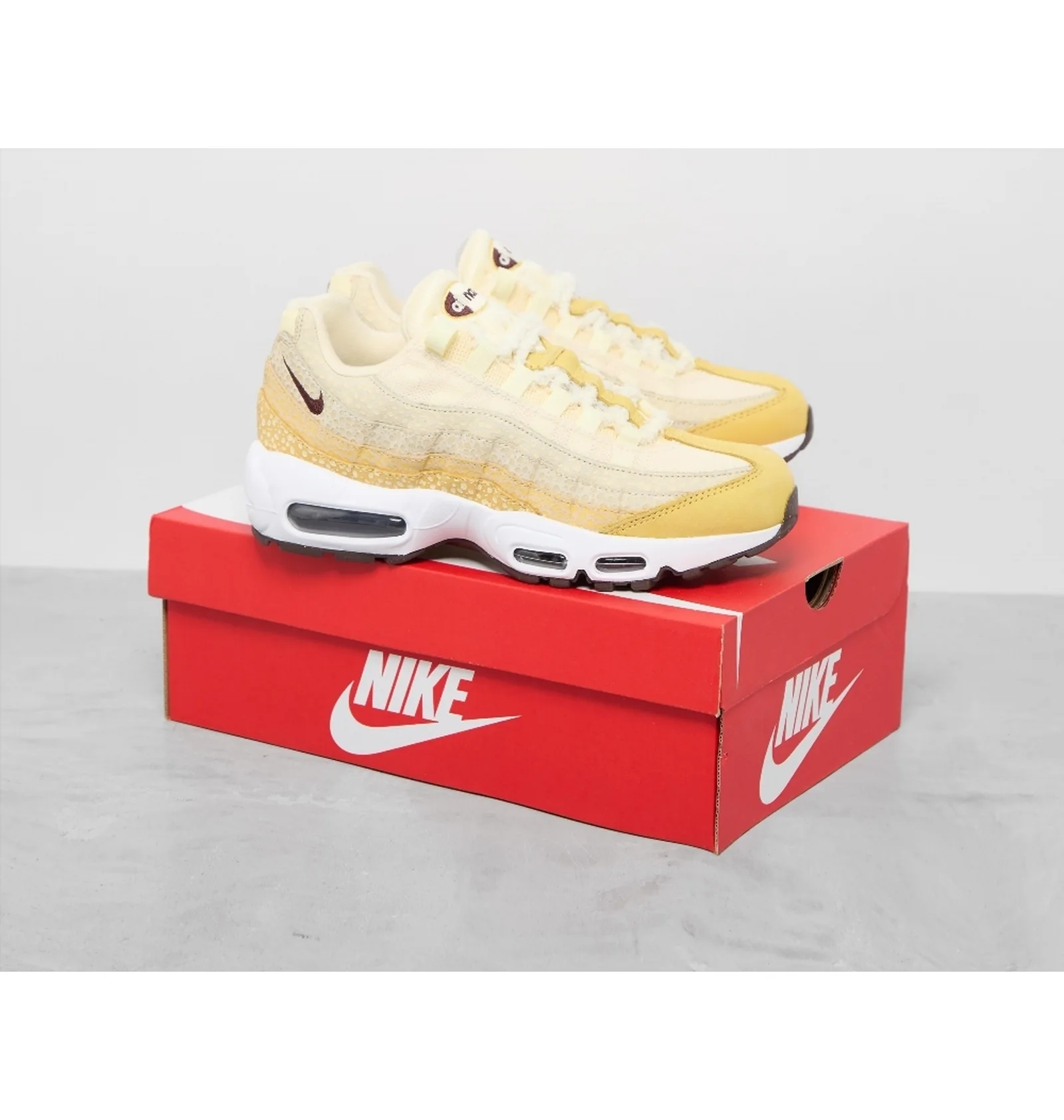 ᐉ Кроссовки женские Nike Air Max 95 Yellow FD9857-700 - купить в