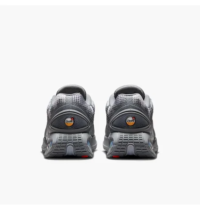 Кроссовки унисекс Nike Air Max Dn Grey IB3078-001