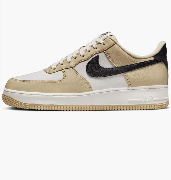 Кроссовки мужские Nike Air Force 1 07 Lx Beige/White DV7186-700