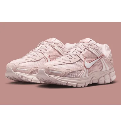 Кроссовки женские Nike Zoom Vomero 5 Pink HQ0458-600