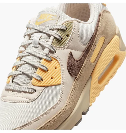 Кросівки чоловічі Nike Air Max 90 Chamois Beige IB6392-002