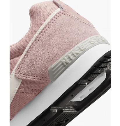 Кросівки жіночі Nike Venture Runner Pink Ck2948-601