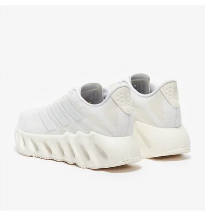 Кроссовки женские Adidas Switch Fwd Beige ID1789