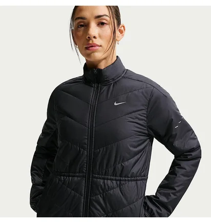 Куртка женская Nike Swift Tf Black HV2744-010
