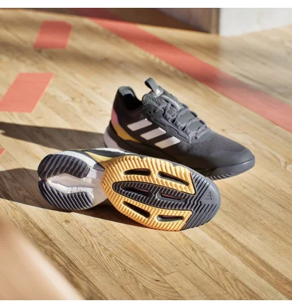 Кросівки жіночі Adidas Crazyflight 5 Indoor Black IG1613