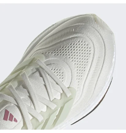 Кросівки жіночі Adidas Ultraboost Light Running Shoes White HQ6348
