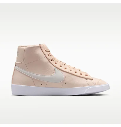 Кроссовки женские Nike Blazer Mid 77 WomenS Shoes Peach DQ4124-800